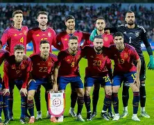 爱游戏-蒂姆焦点对战，Uzi与50激战西班牙队分钟，晋级下一阶段胜负难料！