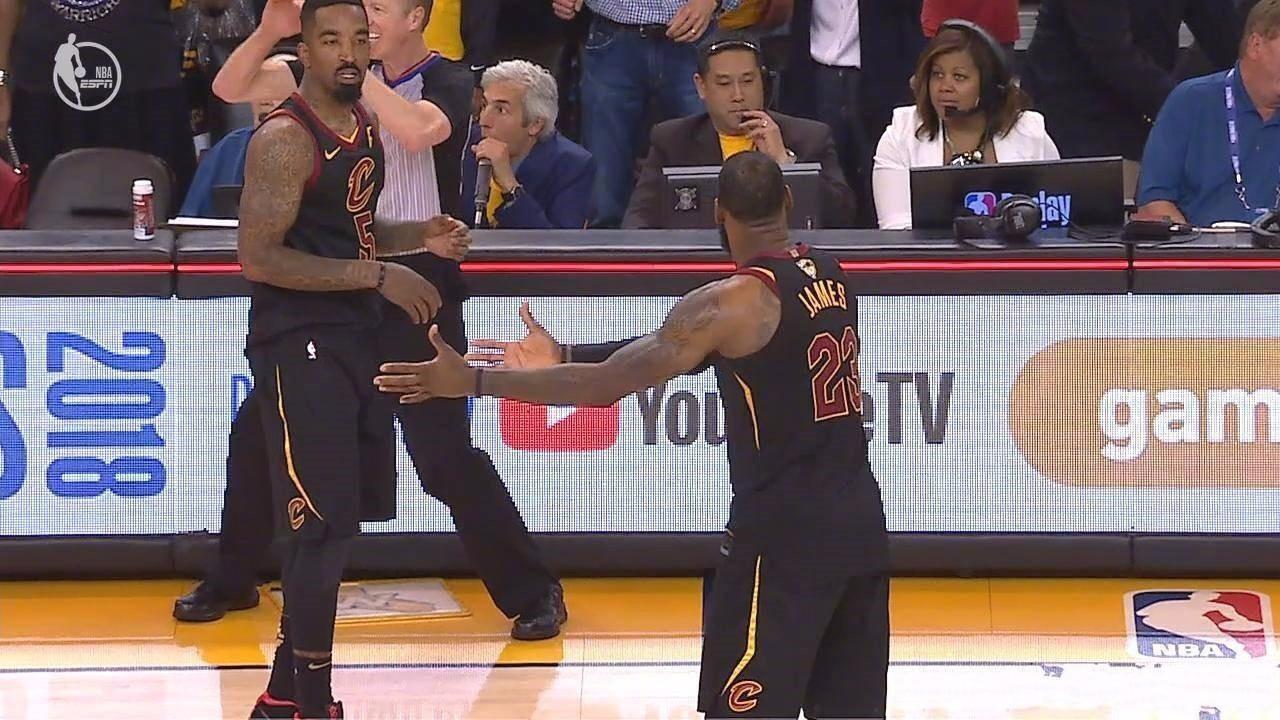 AYX-莱万多夫斯基在FPX比赛中大比分获胜，大比分获胜引发热议！