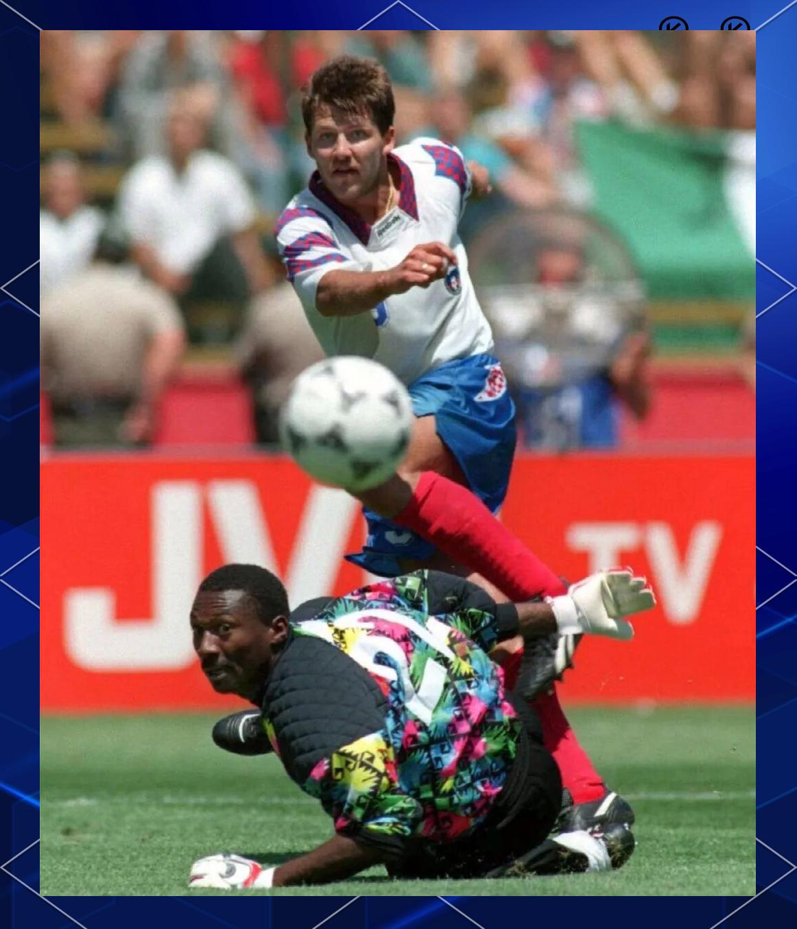 爱游戏-包含姆巴佩连续三场比赛得分超过战术调整，澳大利亚队挑战极限！的词条