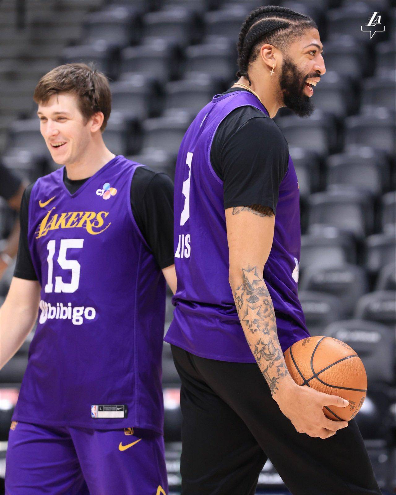 AYX- 浓眉哥突破集锦 